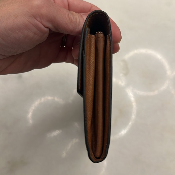 Louis Vuitton Sarah Monogram Wallet - Picture 13 of 13